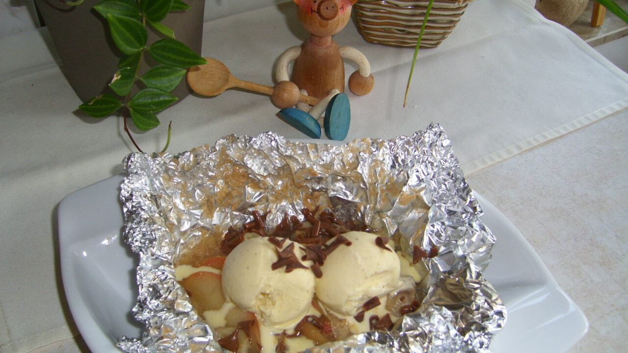 Dessert: coconut verwend appel en banaan