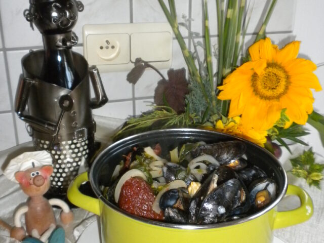 Mosselen met zongedroogde tomaten en pesto rosso