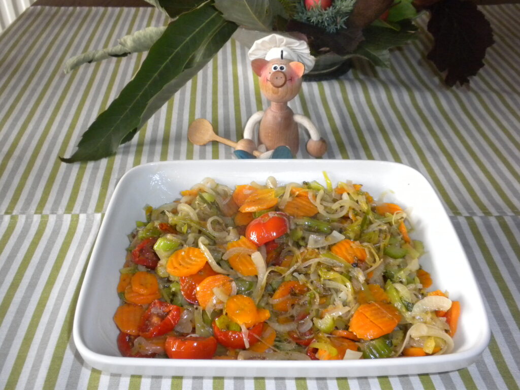 Wok-groenten in herfstkleuren
