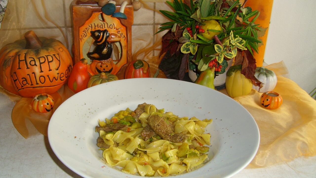 Dagschotel: pasta met hindereepjes en groenten
