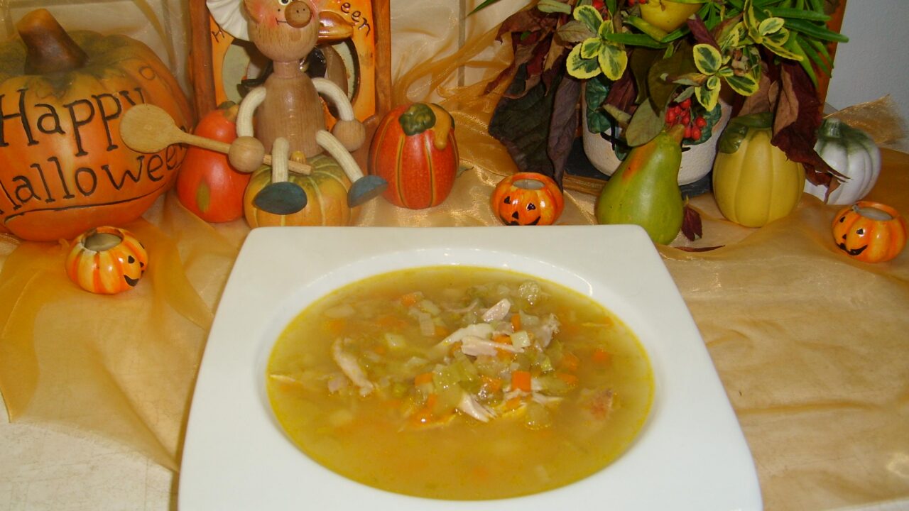Soep: heldere kippenbouillon