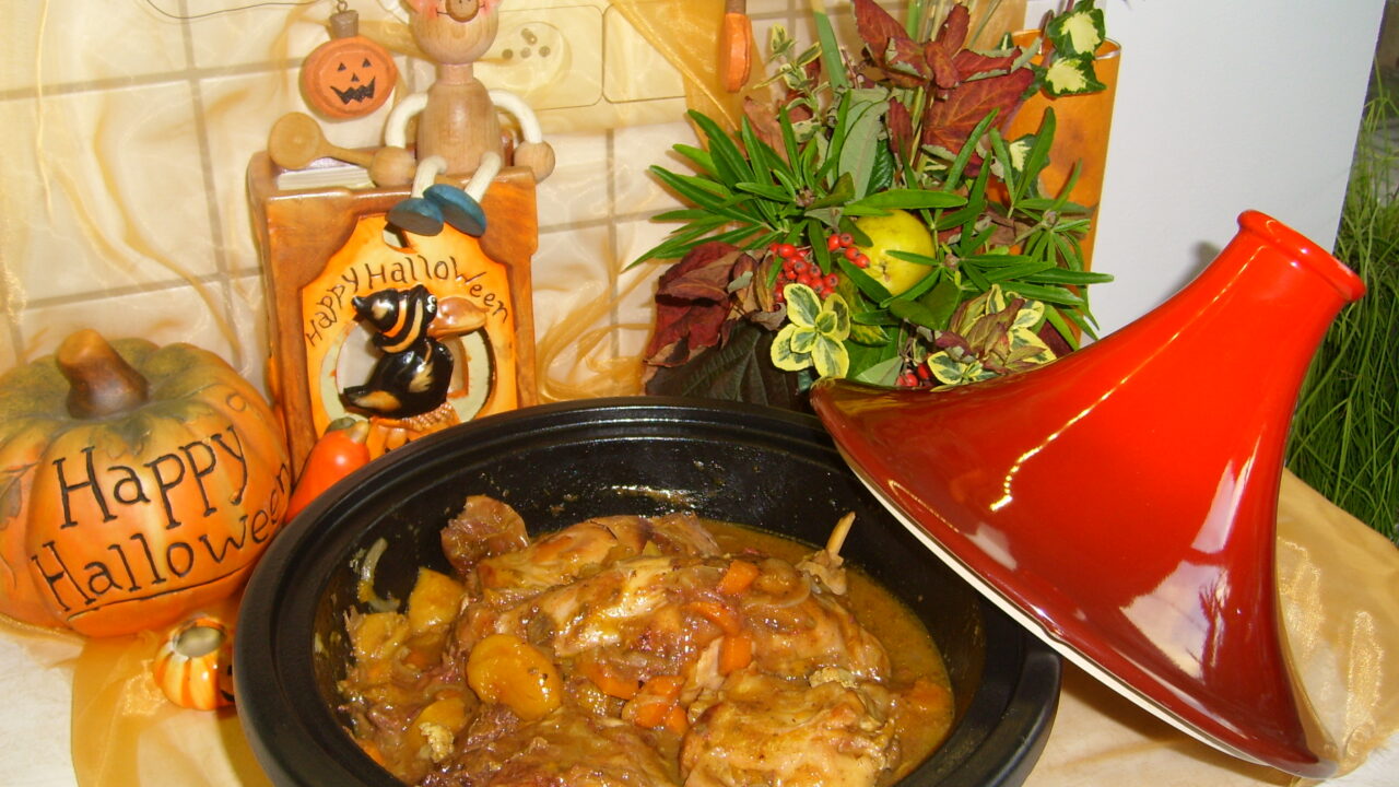 Tajine: Lapin élevé en parc en automme