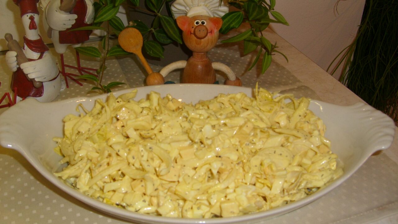 Witloofsalade met kaas en mosterd
