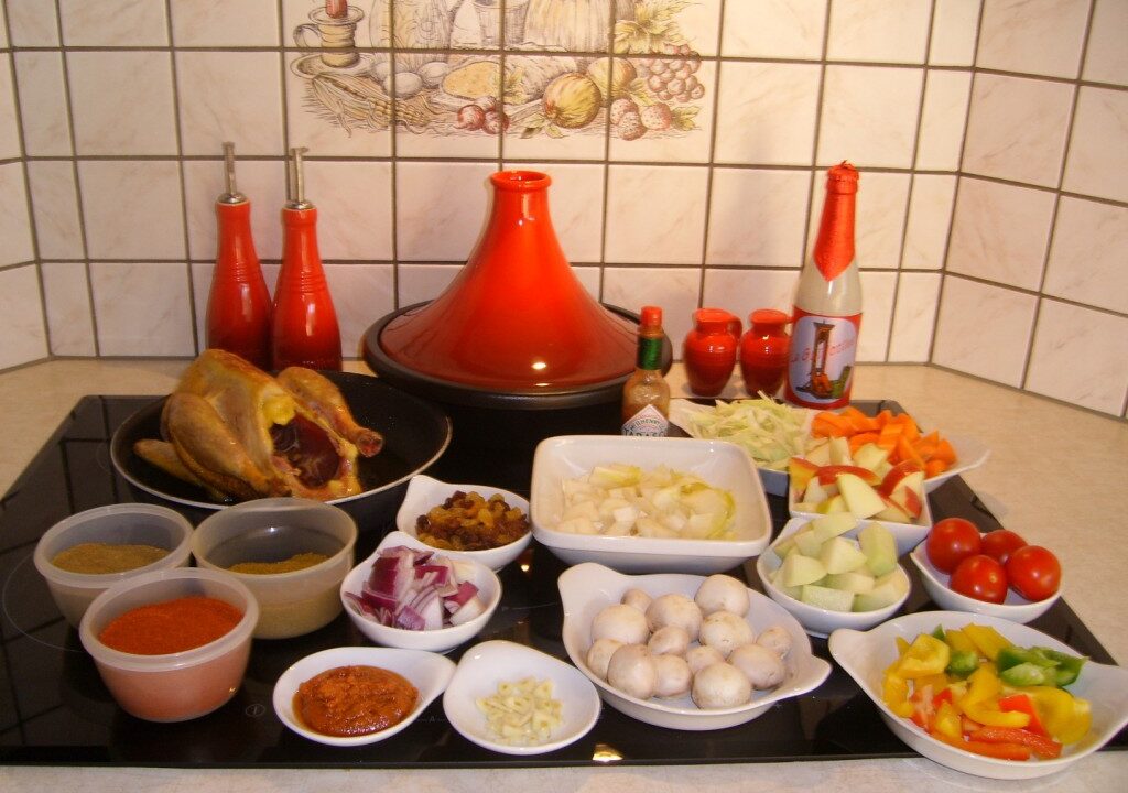 Tajine parelhoen rijkelijk gevuld