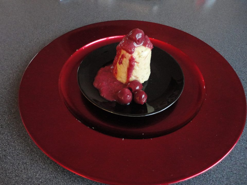 Banaanlimoentoetje met kersensaus