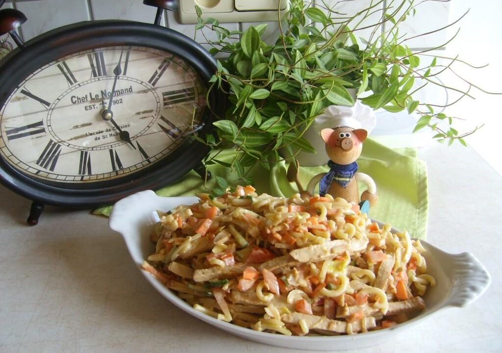 Pasta met varkensreepjes zoet en toch pittig gekruid