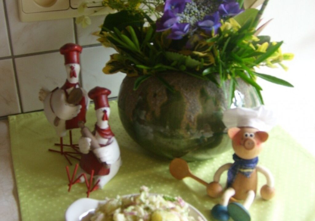 Aardappelsla met venkel en komkommer