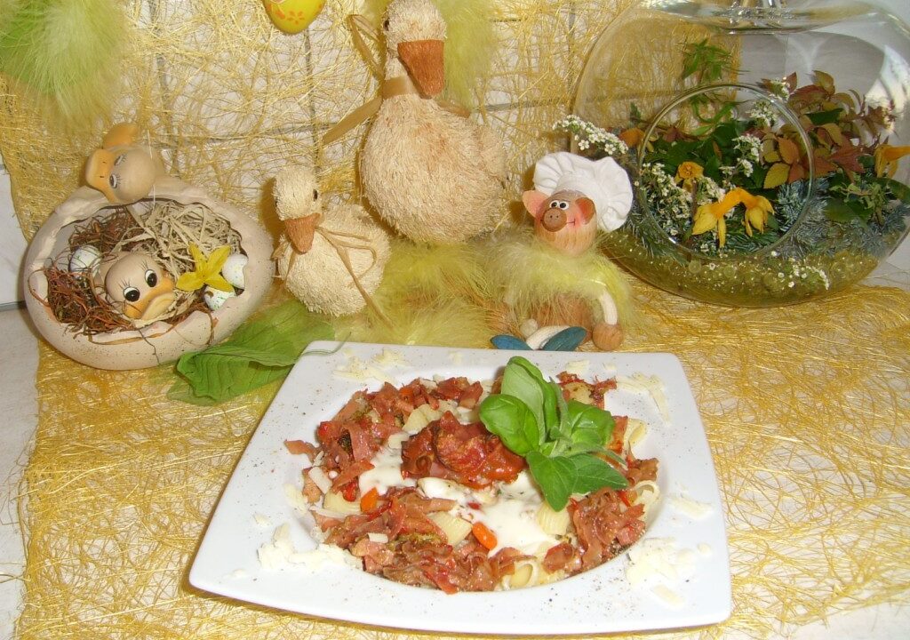 Pasta met Italiaanse vleeswaren met een room sausje