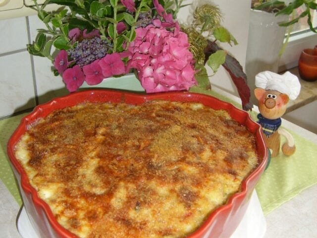 Pasta ovenschotel: macaroni met groenten en kalfsgehakt