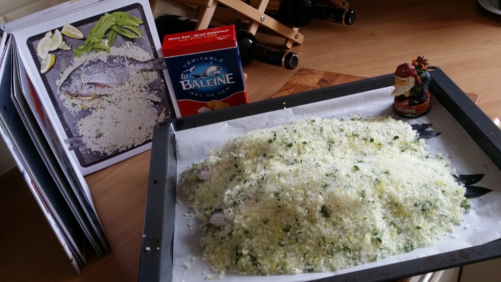 Zeebaars met een kruiden-zoutkorst