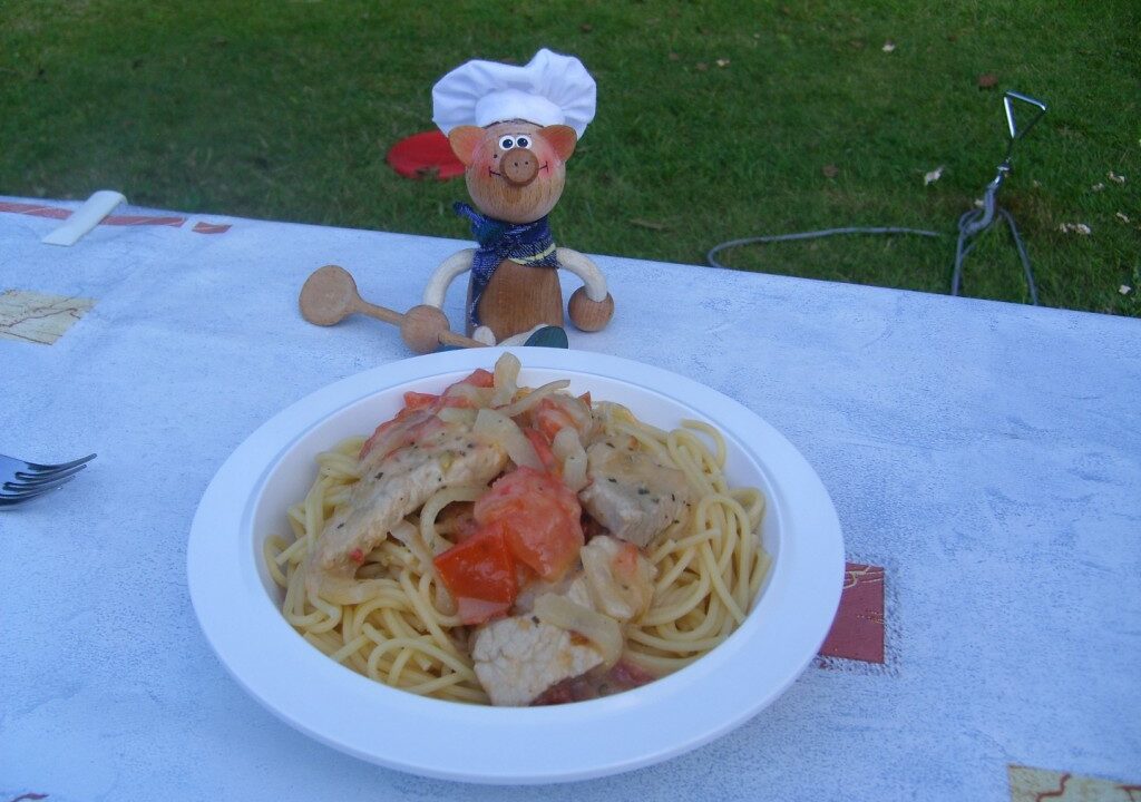 Vakantie dagschotel: spaghetti met varkensreepjes venkel en tomaat