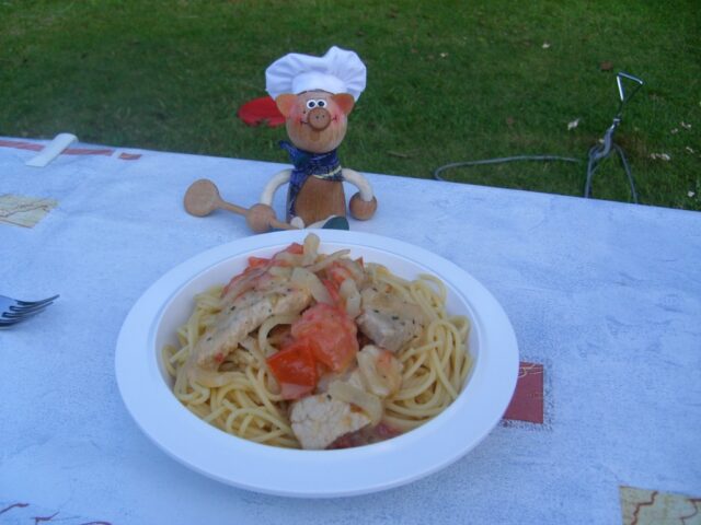 Vakantie dagschotel: spaghetti met varkensreepjes venkel en tomaat