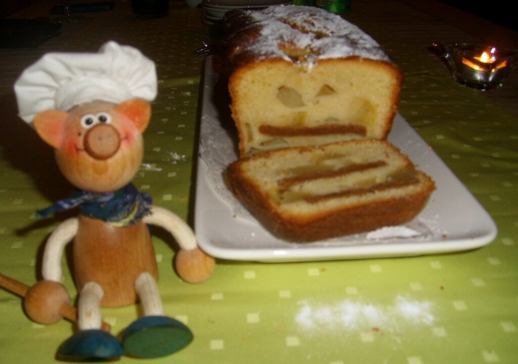 Cake met speculaas en peren beneveld met jenever