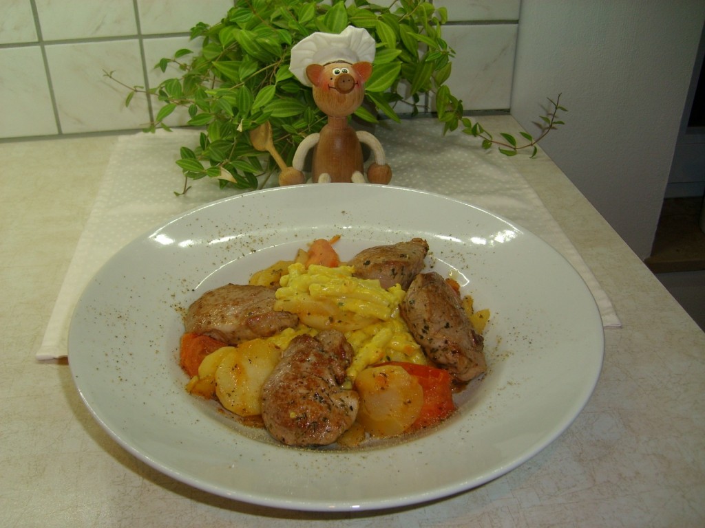 Dagschotel: pasta met groenten en varkenshaasje