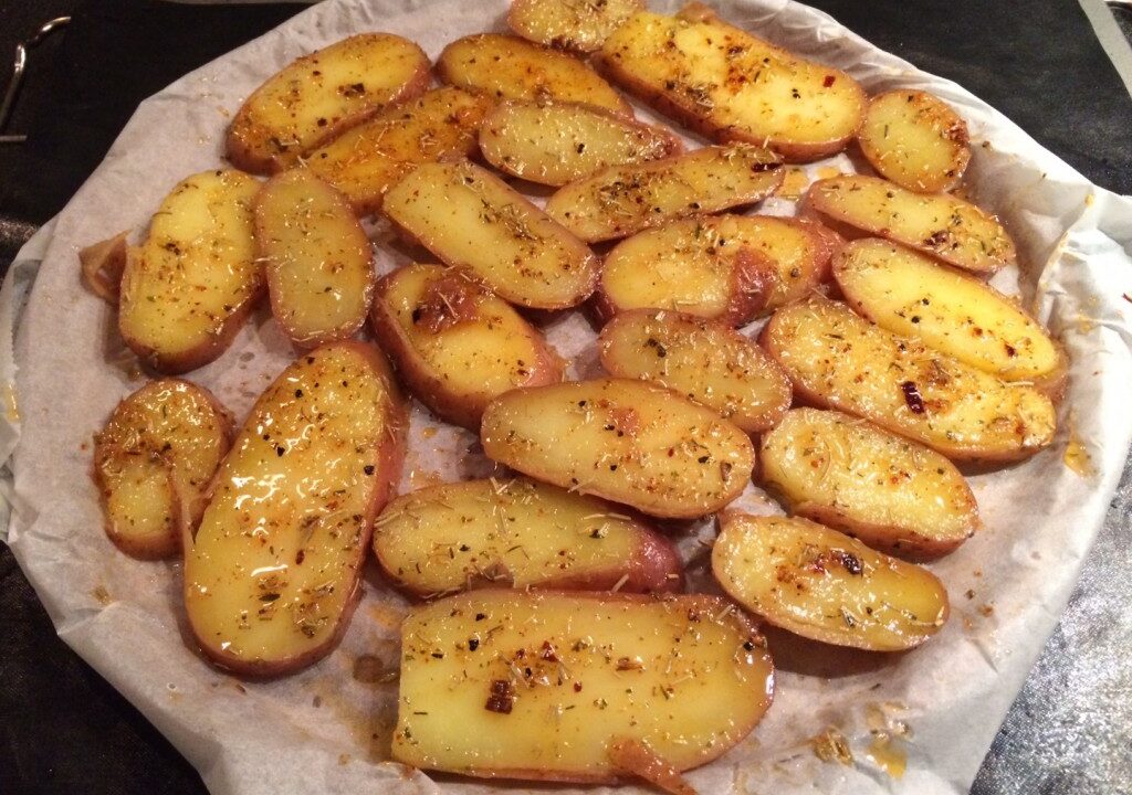 Gekruide aardappelschijven uit de oven