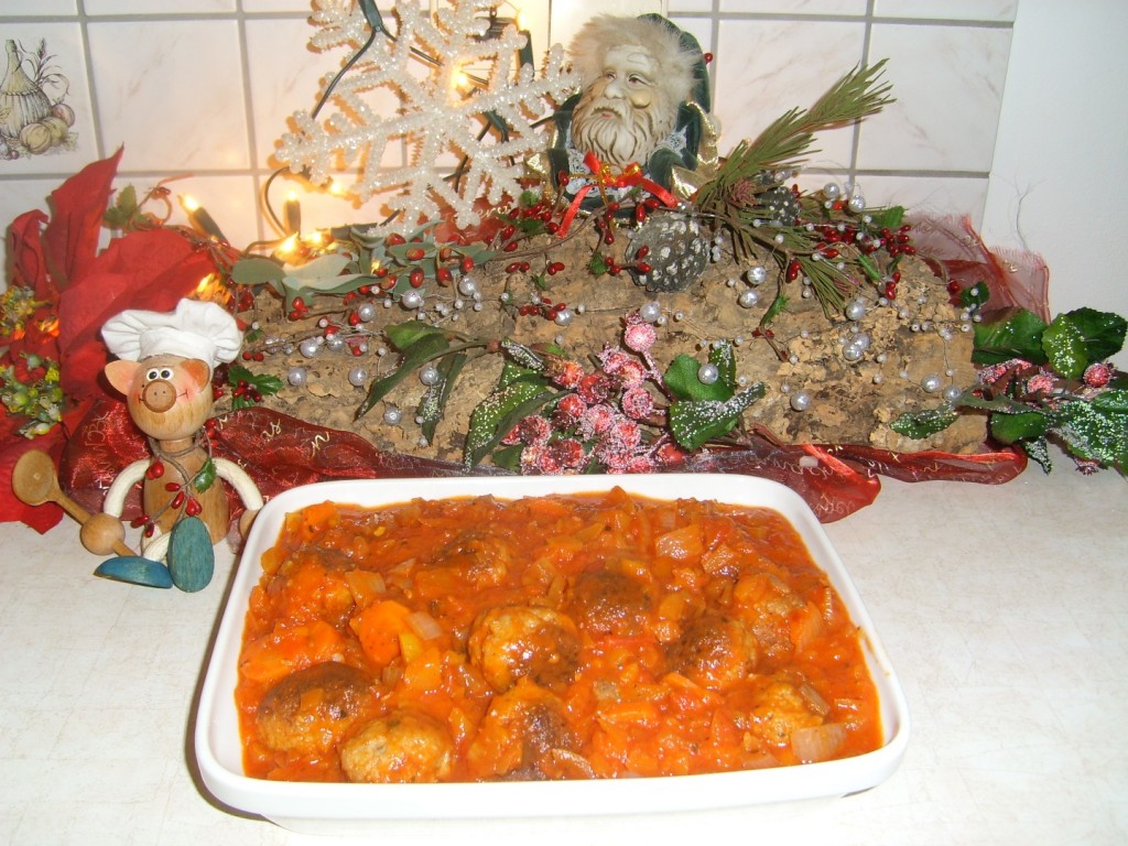 Saus: pompoen-tomatensaus met balletjes pittig gekruid