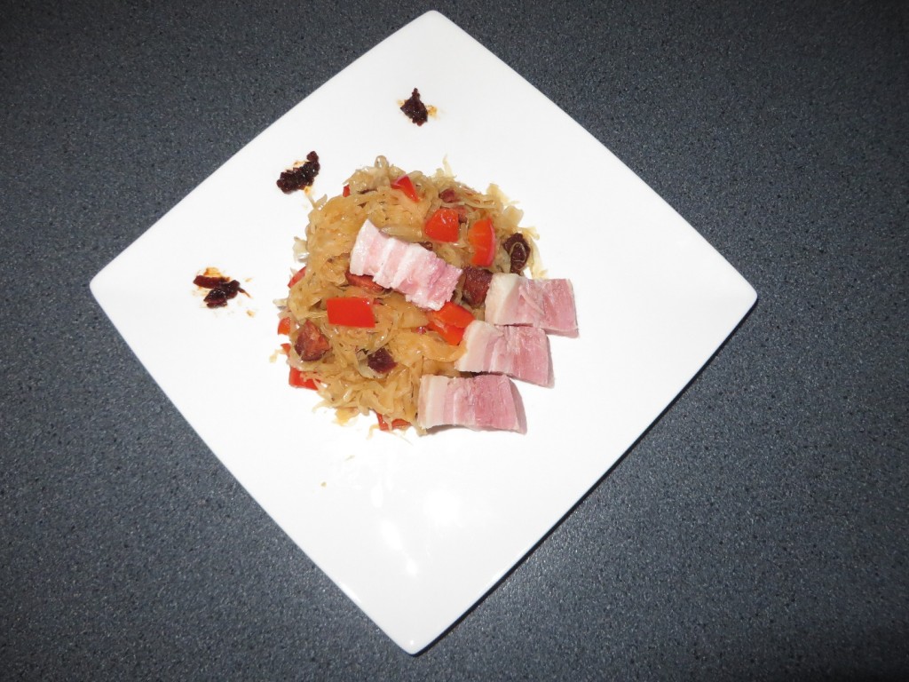 Pittige zuurkool met paprika, chorizo en sambal