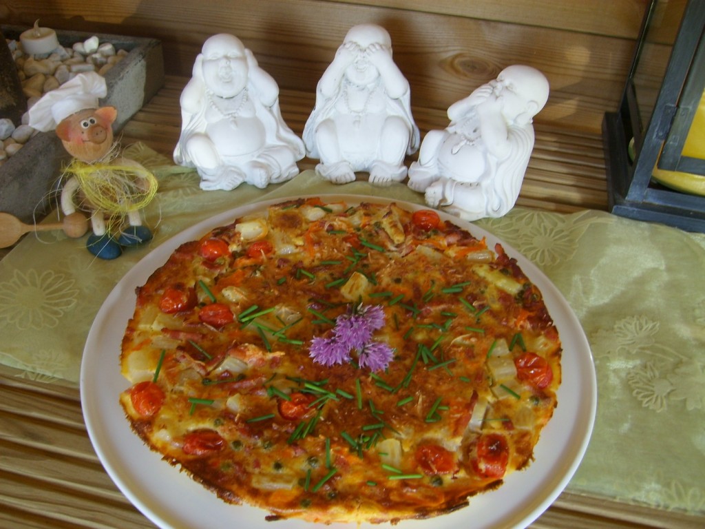 Omelet met asperges en coctail tomaatjes