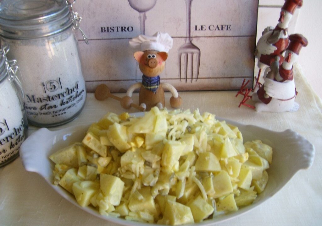 Aardappelsla met yoghurt dressing