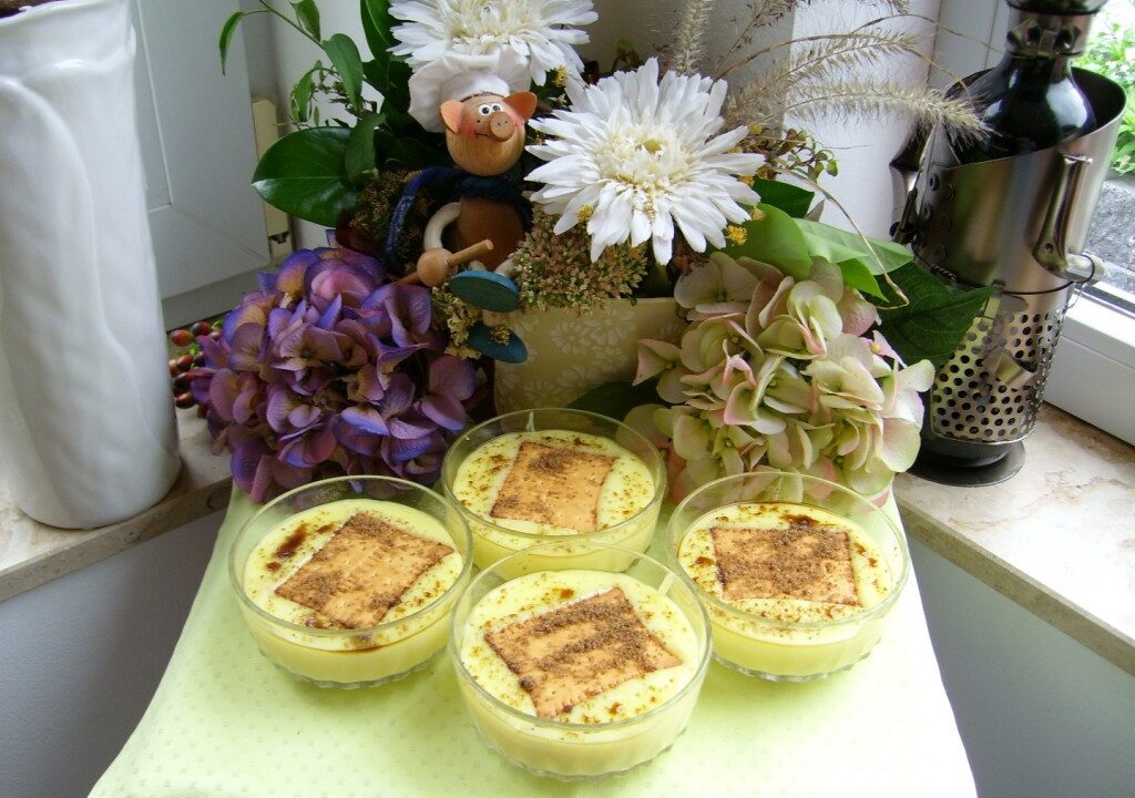 Dessert: pudding met boterkoeken