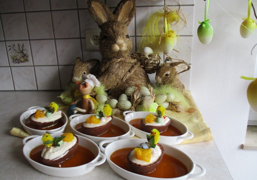 Dessert: gevulde chocolade eieren