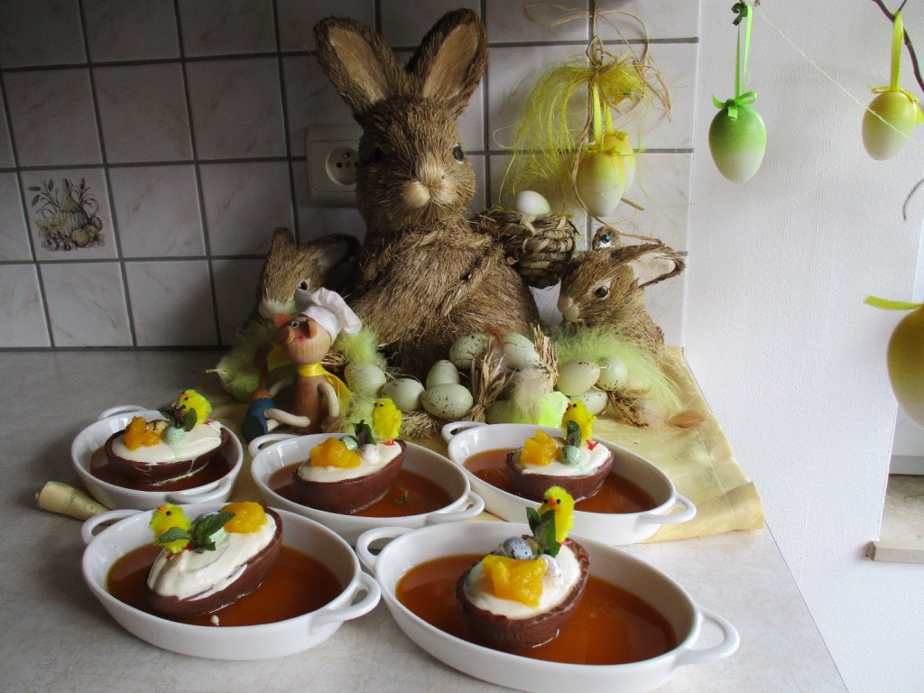 Dessert: gevulde chocolade eieren