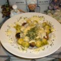 Pasta met balletjes en spruiten