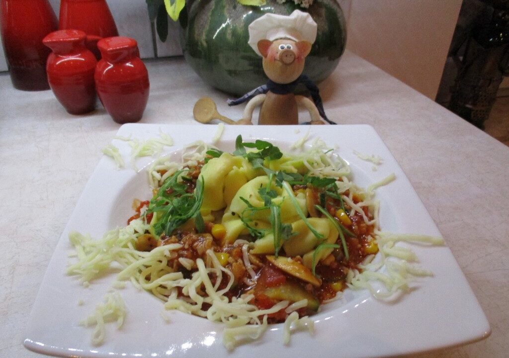 Pasta: tortellini in een pittig sausje