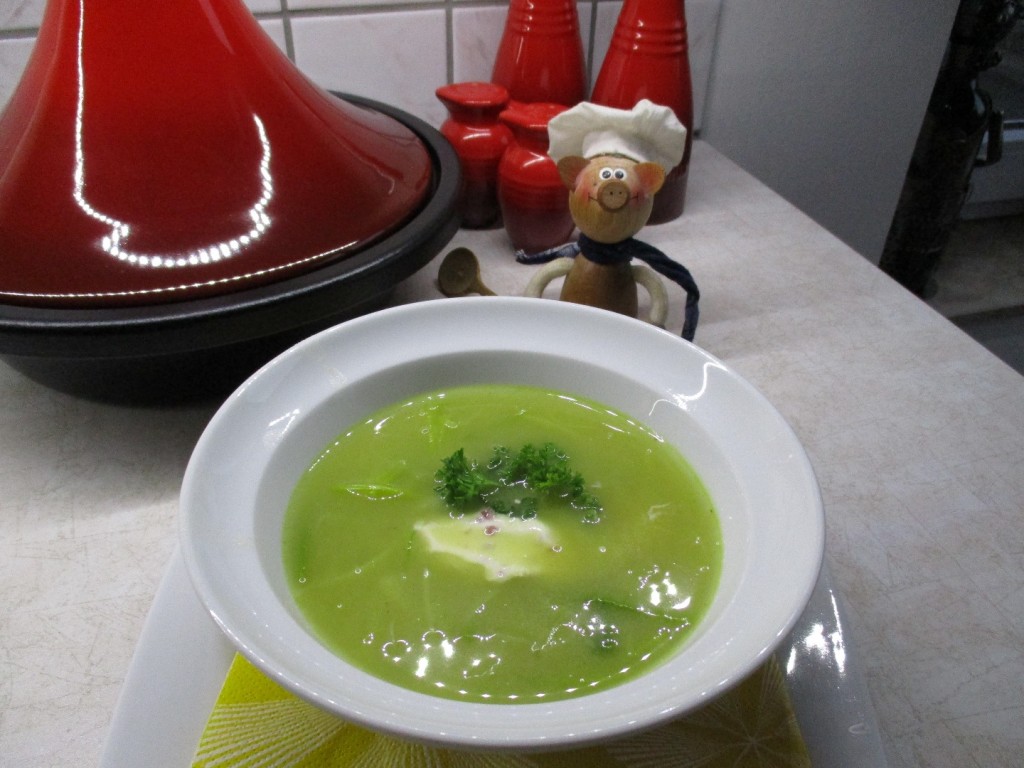 Soepje van porei met een crème van kaas en gerookte ham