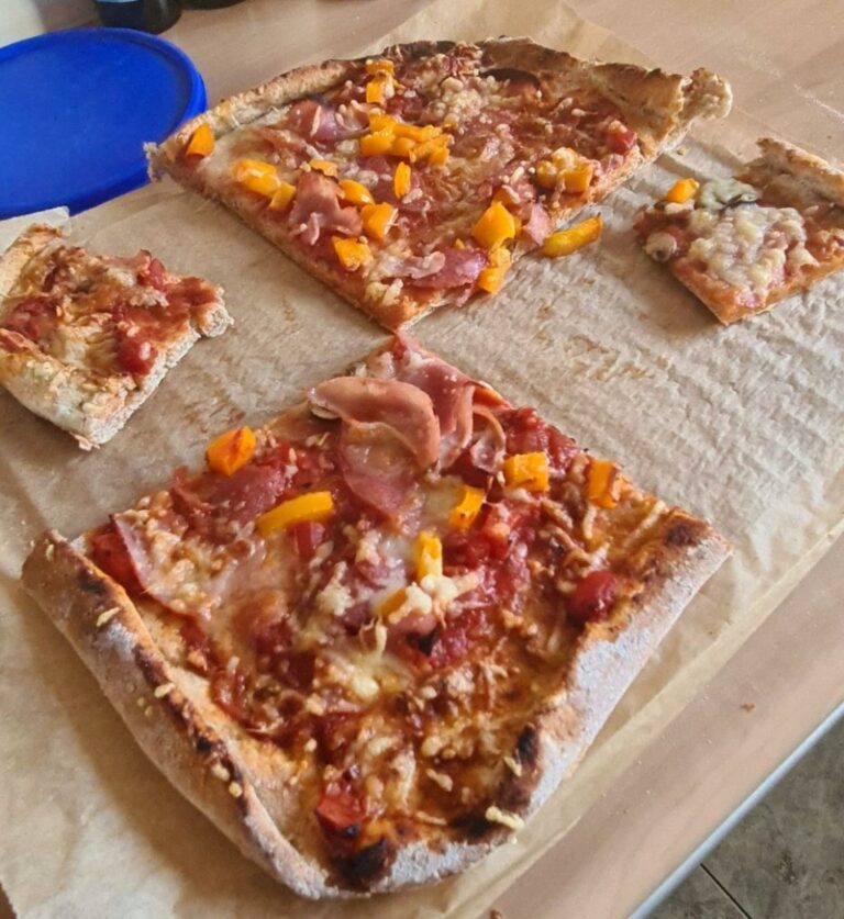 Volkoren pizzadeeg (Broodmachine)