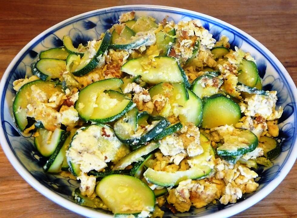 Roerei met courgette (Kolokithakia me Agva)