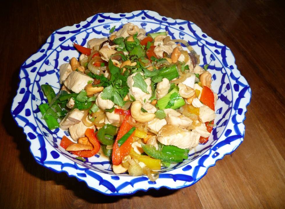 Thaise kip/cashew van de kookles in Thailand