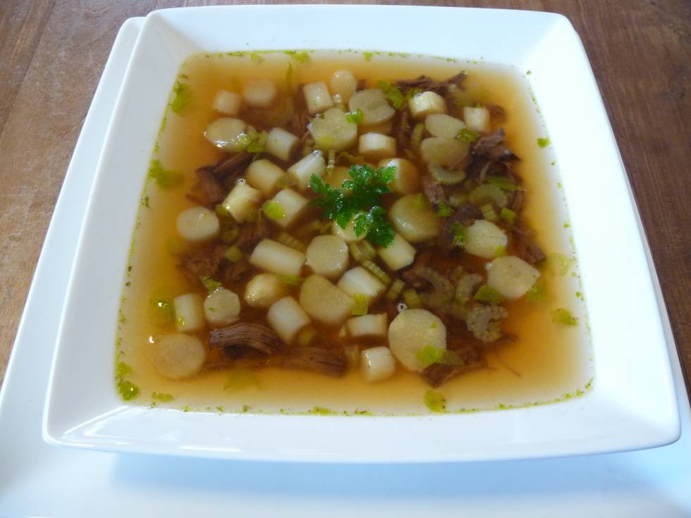 “Zondagse” soep met asperges