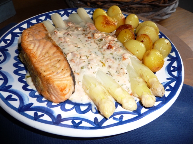 Zalm/dillesaus voor bij asperges