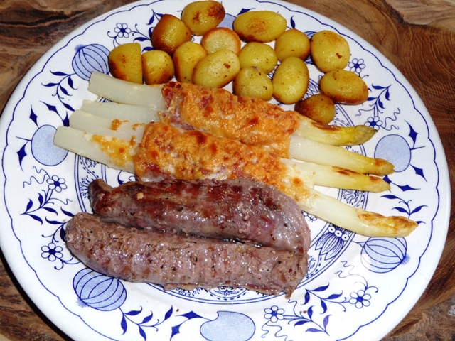 Asperges uit de oven met Serranoham en Manchego kaas
