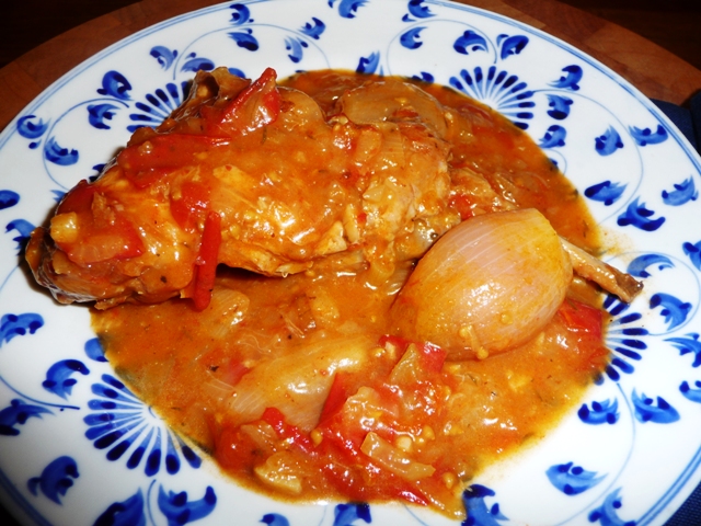 Grieks gestoofd konijn (kouneli stifado)