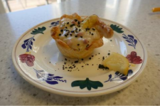 Aspergeragout met ham in een bakje van bladerdeeg…..