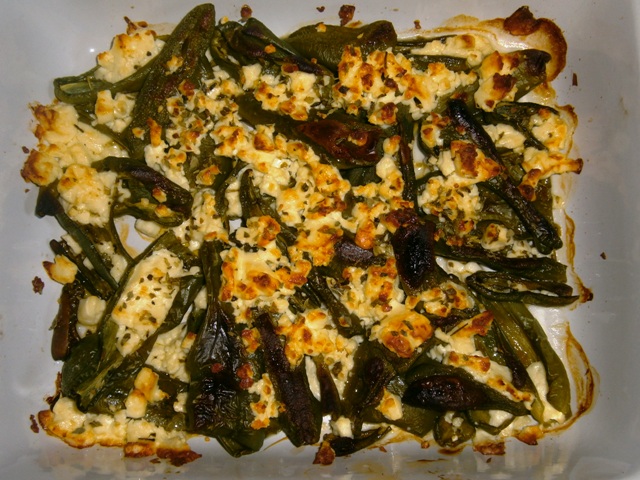 Gegrilde pepers (paprika) gegratineerd met feta