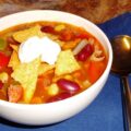 Goedgevulde Mexicaanse groentesoep met Chorizo