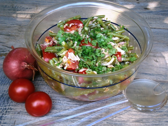 Sperziebonen salade met tonijn en tomaatjes
