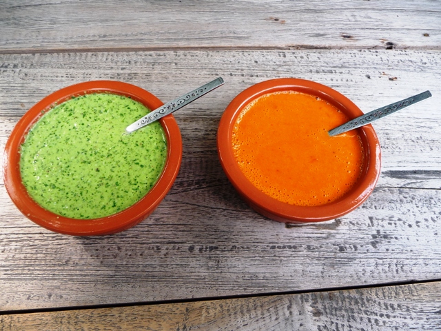 Tapas: Mojo rojo & mojo verde (rode en groene dipsaus)