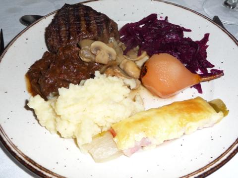 Hertenstoverij met verse cranberry’s