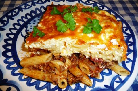 Griekse Pasticcio macaronia