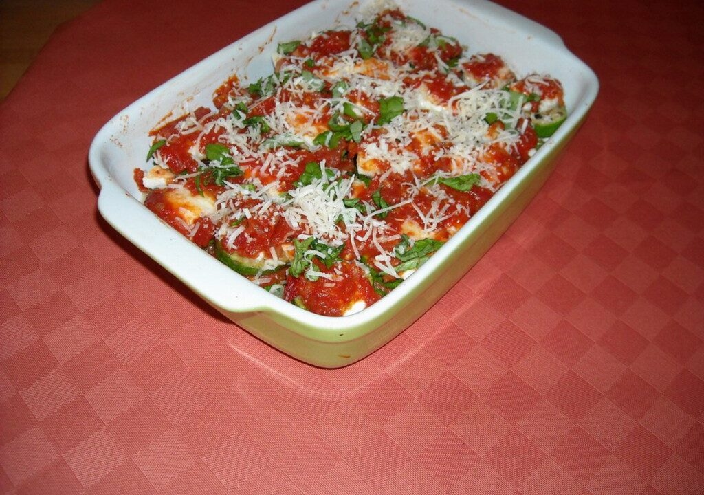 Zucchini al forno – ovenschotel courgette, tomaten en mozzarella
