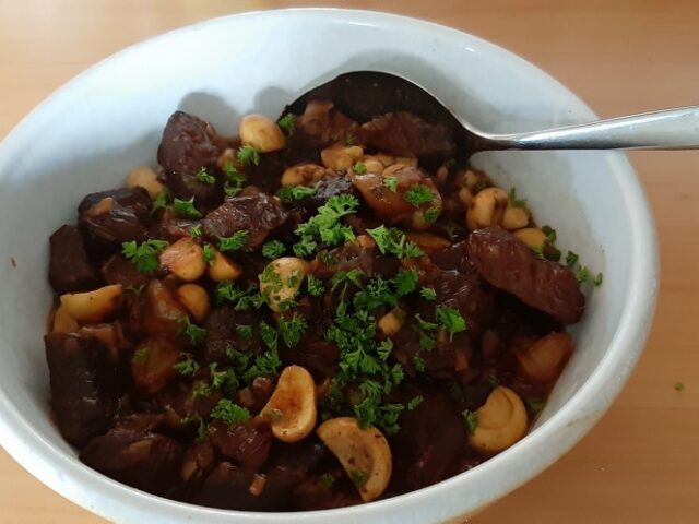 Provençaals rundvlees met champignons uit de slow-cooker