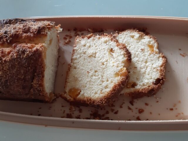 Kokoscake met abrikozen