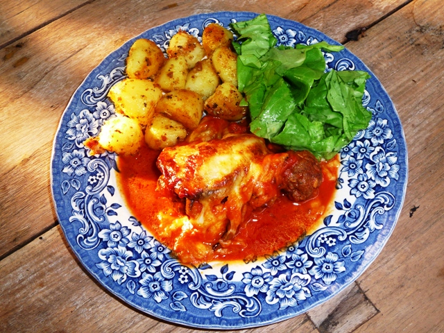 Aubergineschotel met gehaktballetjes en kaas (Kikikeli)