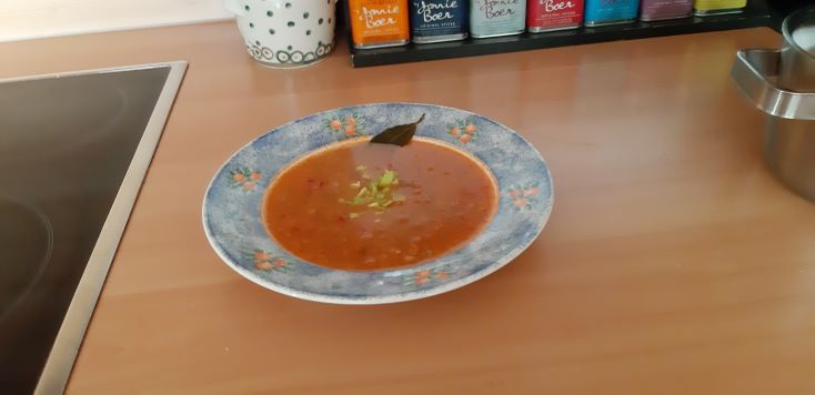 Bruine bonensoep met chorizo