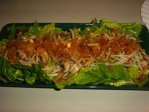 Oosterse salade met champignons, taugé en gember