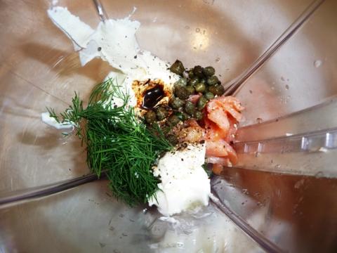 Zalmmousse met roomkaas en dille